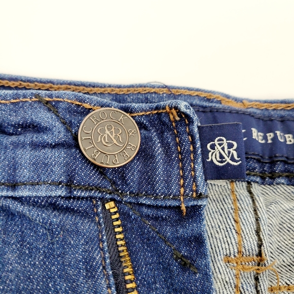 Rock & Republic Kasandra Bootcut Jeans Size 2M~Actual 26×31~Low Rise~Distressed - Picture 4 of 9